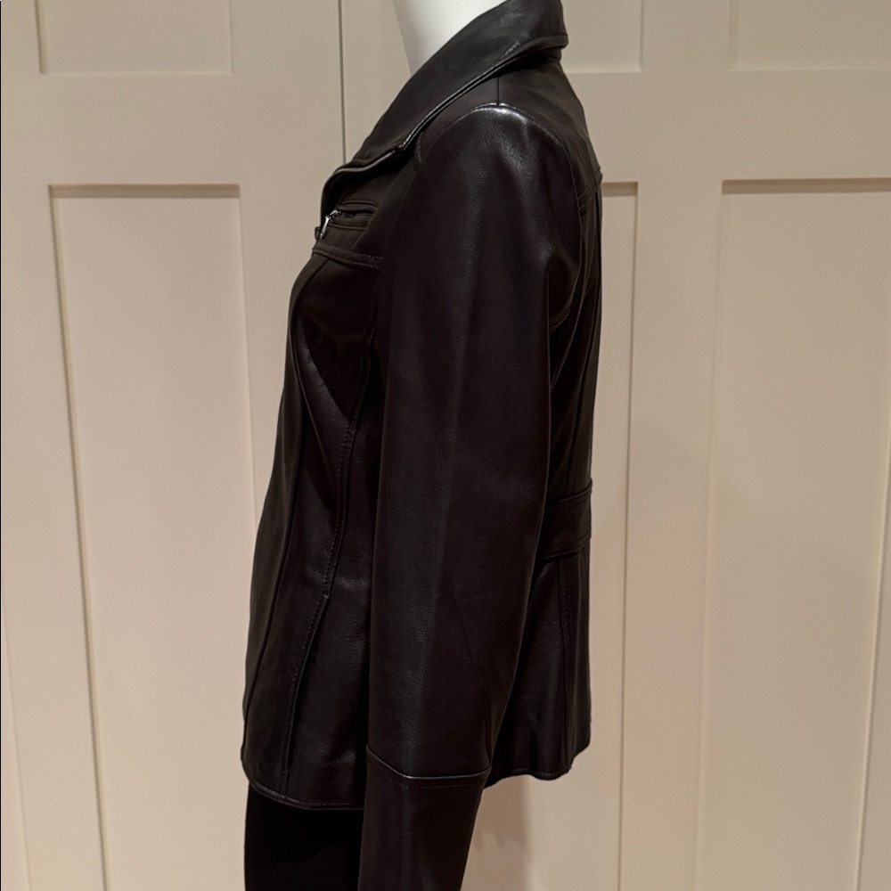 ANDREW MARC NEW YORK BLACK LAMB LEATHER JACKET SIZE M - Picture 8 of 14